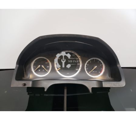 CUADRO DE INSTRUMENTO W204 NAFTA MILLAS C300 2008